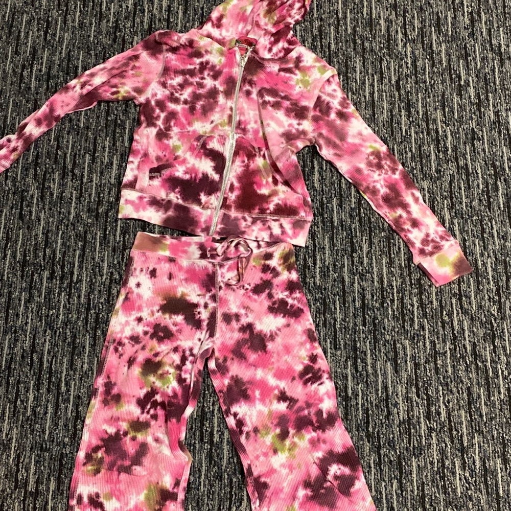 TIE DYE FLOWERS BY ZOE SET GREAT CONDITION